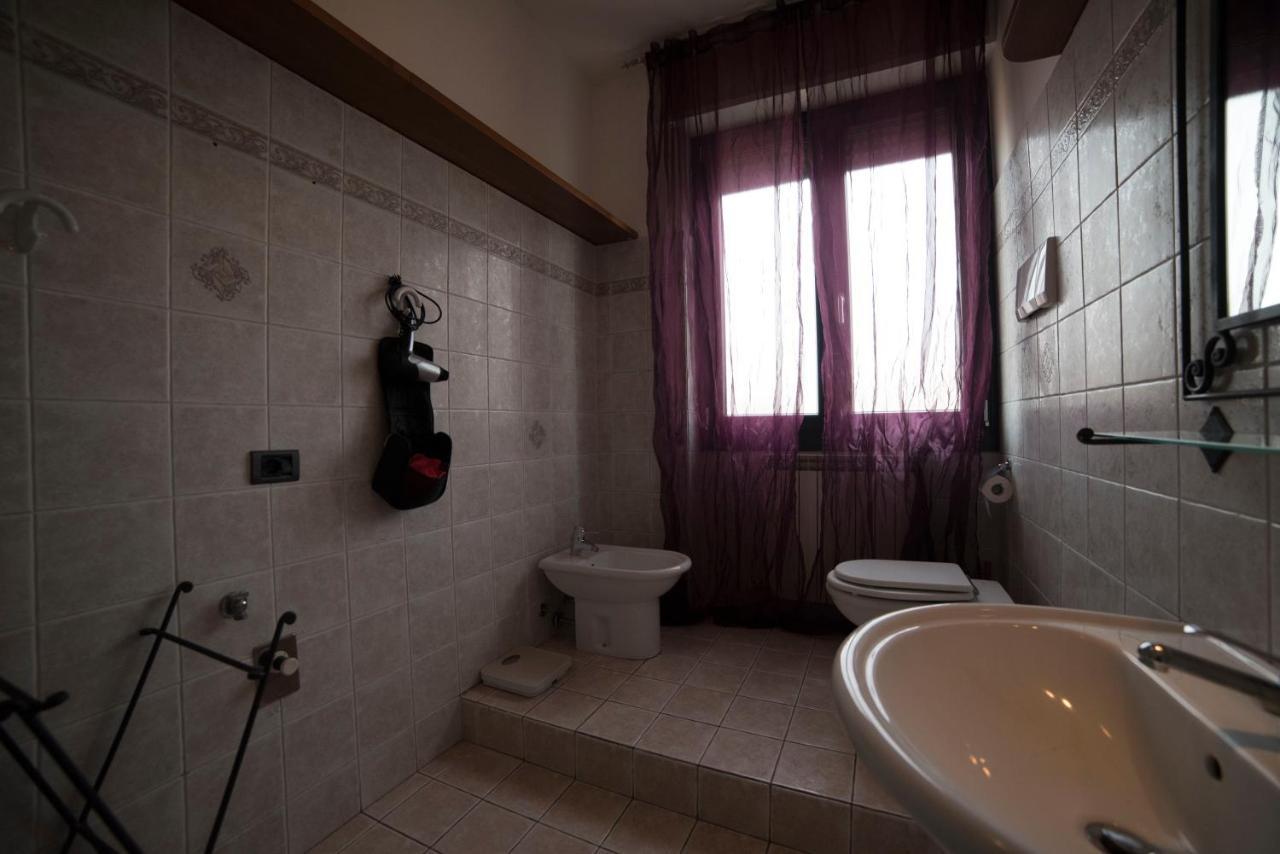 Alex E Angie Hotel Бергамо Екстериор снимка Bathroom