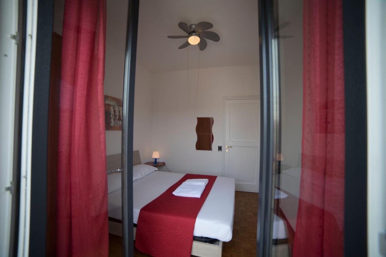Alex E Angie Hotel Бергамо Екстериор снимка A room at the hotel